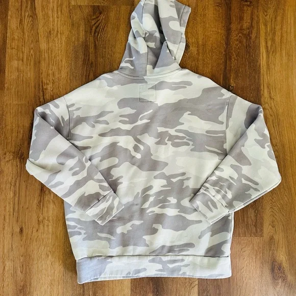 Hollister Gray Camo Hoodie Sweatshirt Size Large - Picture 6 of 7
